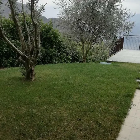 Willa Lago Como Escape